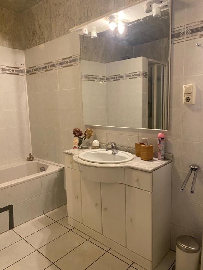 Central Shared Apartment, Friesenplatz Köln Kültér fotó