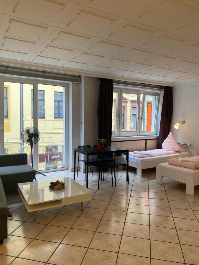 Central Shared Apartment, Friesenplatz Köln Kültér fotó