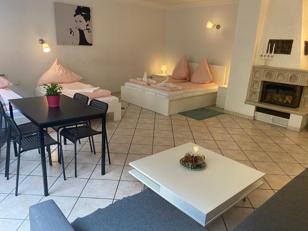 Central Shared Apartment, Friesenplatz Köln Kültér fotó